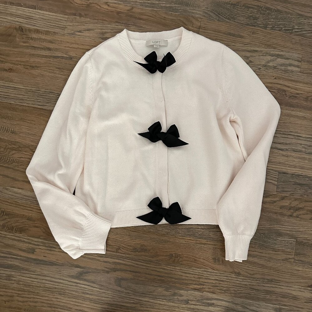 LOFT Ivory Cardigan Size Large